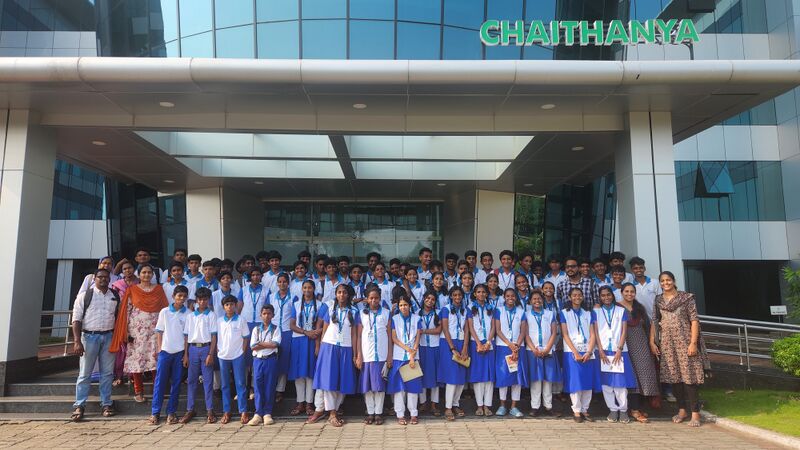 പ്രമാണം:Lk field visit 2324-3.jpg