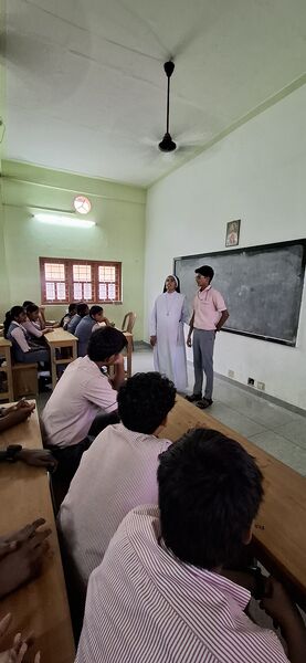 പ്രമാണം:28027 awareness class 6.jpg