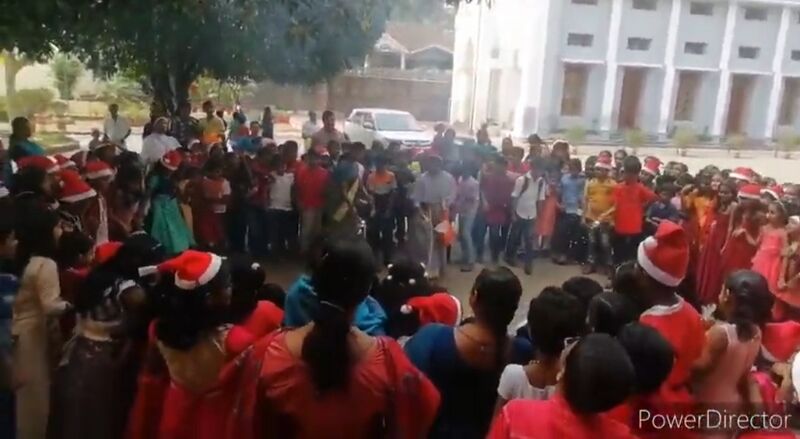 പ്രമാണം:31521 celebration.jpg