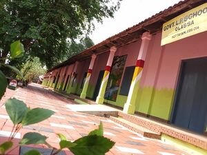 33248-SCHOOL PHOTO.resized.jpg