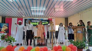 36046 paristhithi3.jpeg