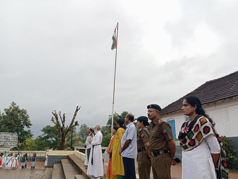 പ്രമാണം:37001-NCC Indepence Day-2.jpg