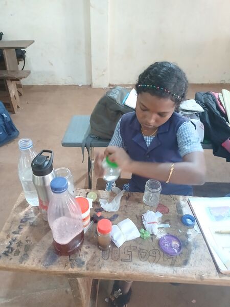 പ്രമാണം:38102-science p2.jpg