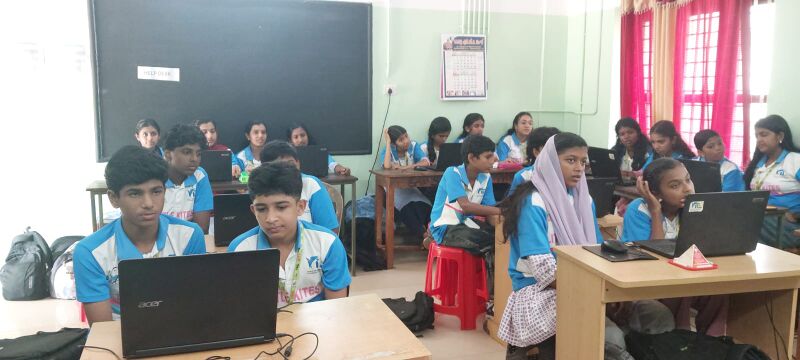 പ്രമാണം:39259 LK camp2.jpg