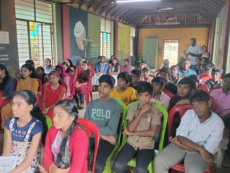 പ്രമാണം:43003 phot.jpg