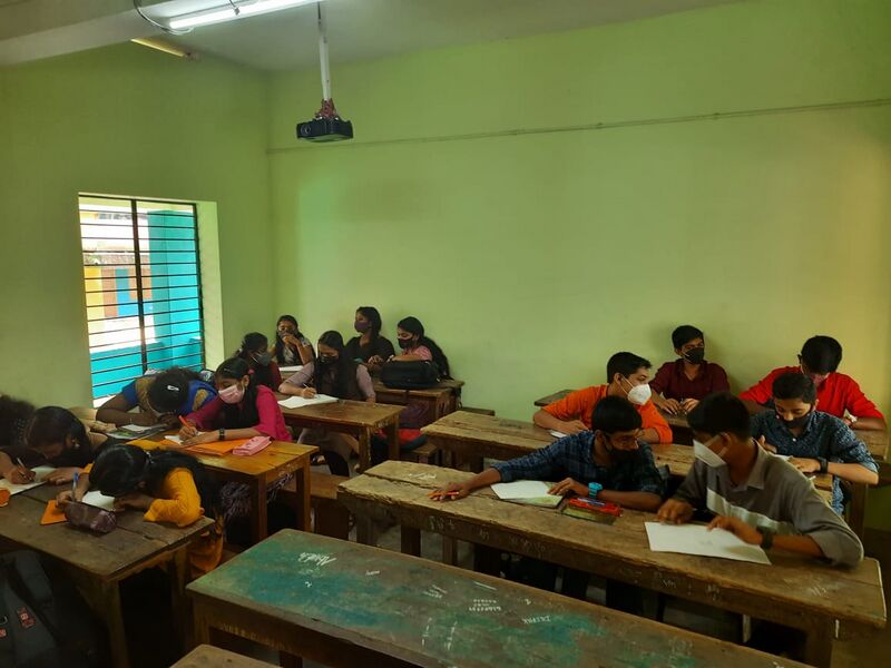 പ്രമാണം:44055 councilla.jpeg