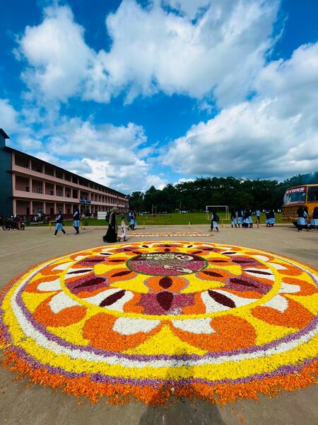പ്രമാണം:48095 ONAM.jpg