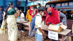 BS21 MLP 18065 5.jpg