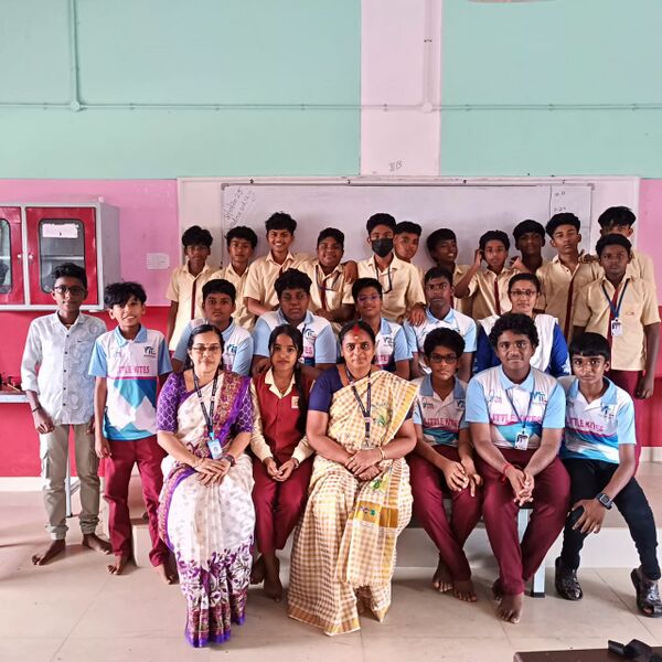 പ്രമാണം:Members 2024-27.jpg