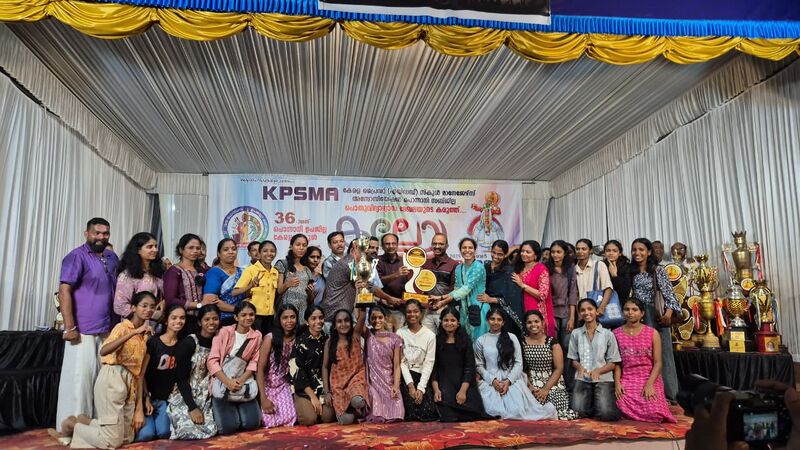 പ്രമാണം:SUB DIST-KALOLSAVAM OVERALL.jpeg