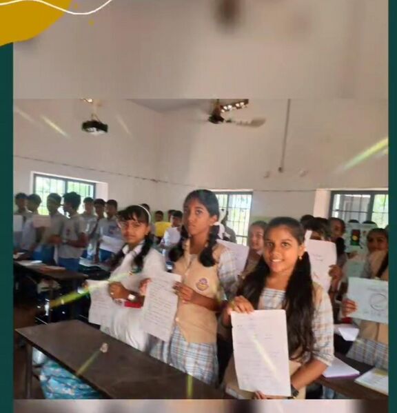 പ്രമാണം:Traffic .jpg