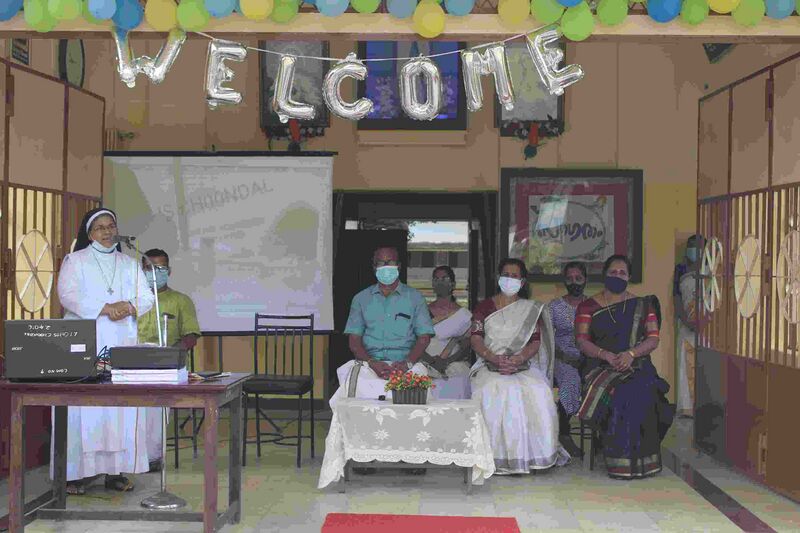 പ്രമാണം:പ്രവേശനോത്സവം 1.jpg