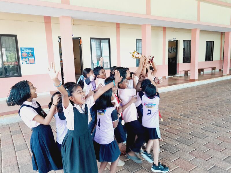 പ്രമാണം:12329 sports1.jpg