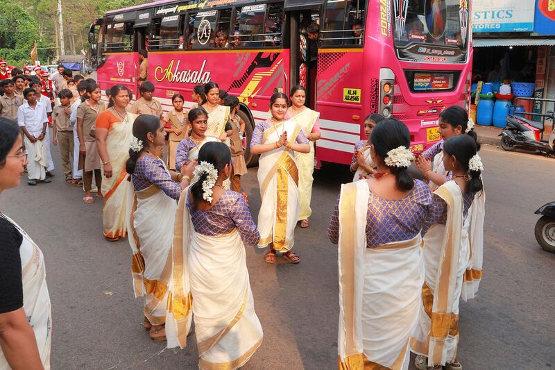 പ്രമാണം:13951 platinum jubilee 11.jpg