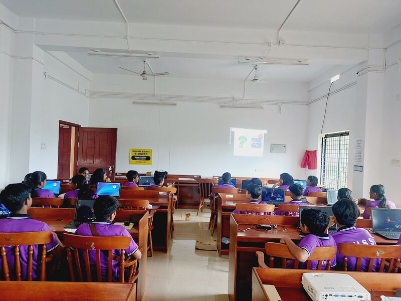 പ്രമാണം:14020-summer camp1.jpg