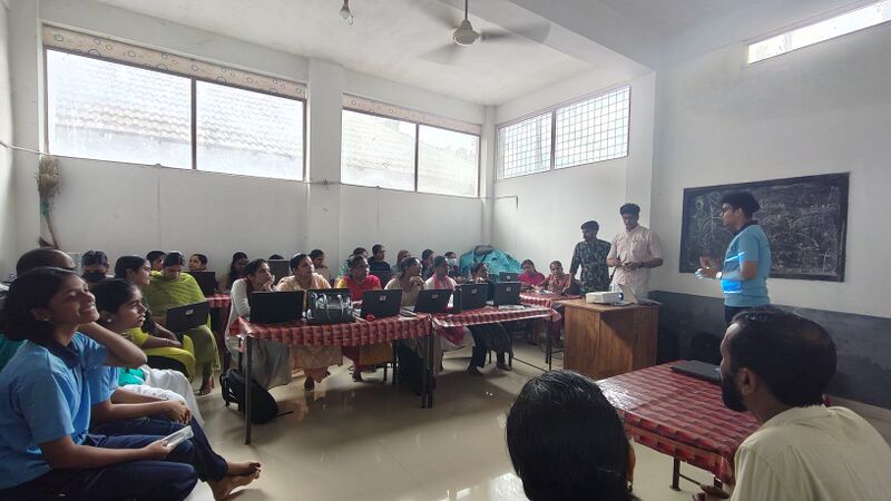 പ്രമാണം:14028 lkclassforteachers2024 (3).jpg