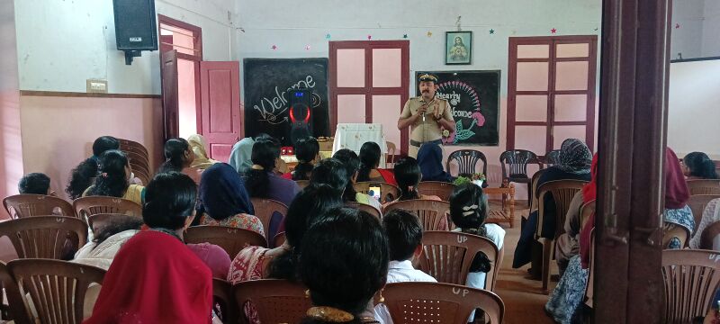 പ്രമാണം:22267 PTA 2025 MEETING.jpg