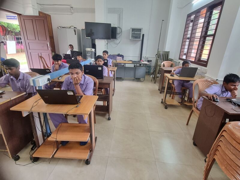 പ്രമാണം:27036 pkd apt test2.jpg