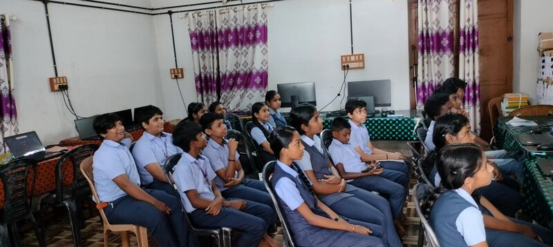 പ്രമാണം:28037-lk-camp 2025 May 3.jpg