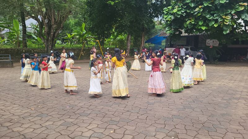 പ്രമാണം:29228 o5.jpg