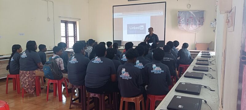 പ്രമാണം:35026 sc.jpg