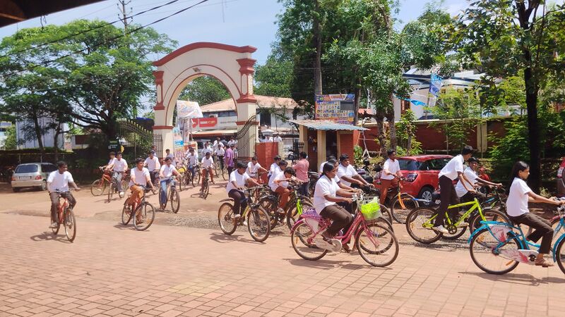 പ്രമാണം:36035 r4.jpg