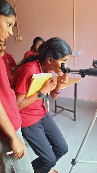 പ്രമാണം:38102 LK 02.jpeg