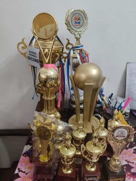 പ്രമാണം:40022 winners.jpg