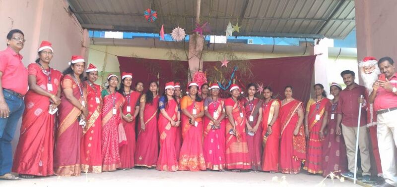 പ്രമാണം:44066xmas 8.jpg