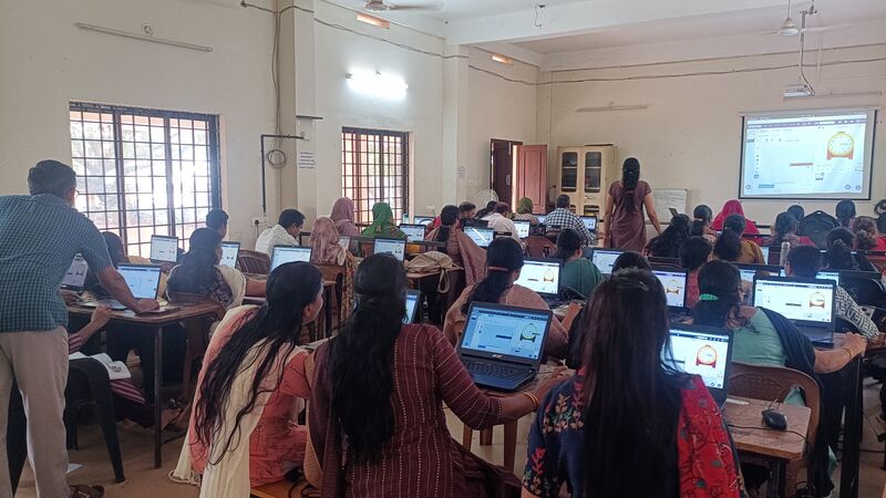 പ്രമാണം:Drcmlp tb std9 9.jpg