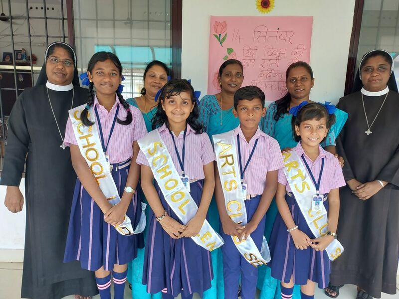 പ്രമാണം:School leaders 2023.jpeg