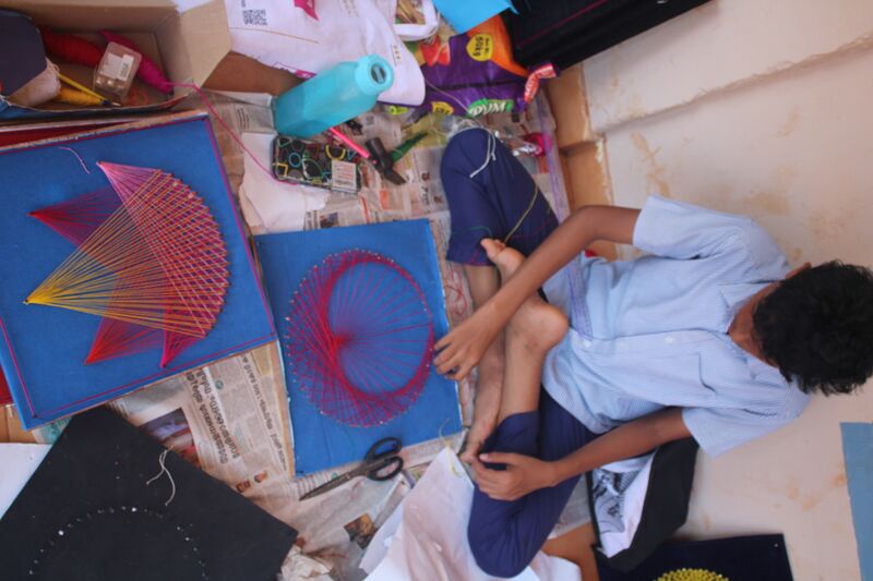 പ്രമാണം:11053 science fair.jpg