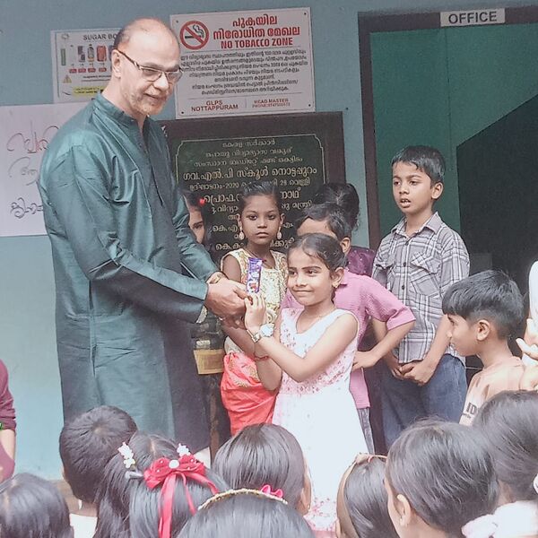 പ്രമാണം:19826 onam 4.jpeg