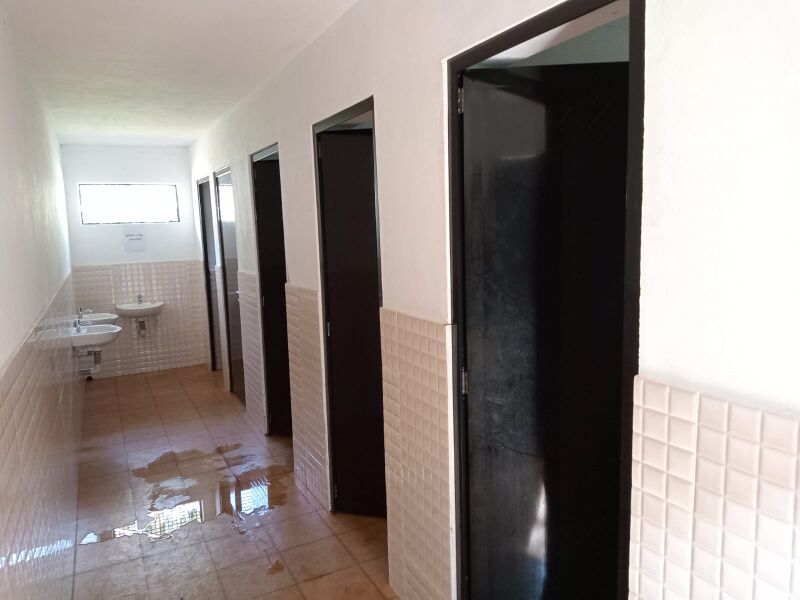 പ്രമാണം:19879 toilet2.jpeg