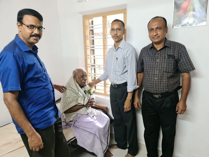 പ്രമാണം:33056 onam2022 17.jpeg