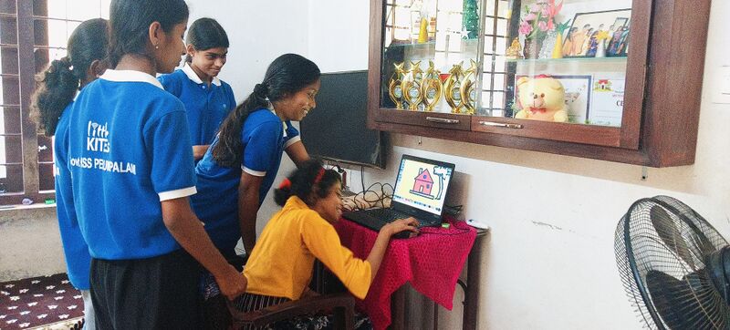 പ്രമാണം:34022 adhya1.jpg