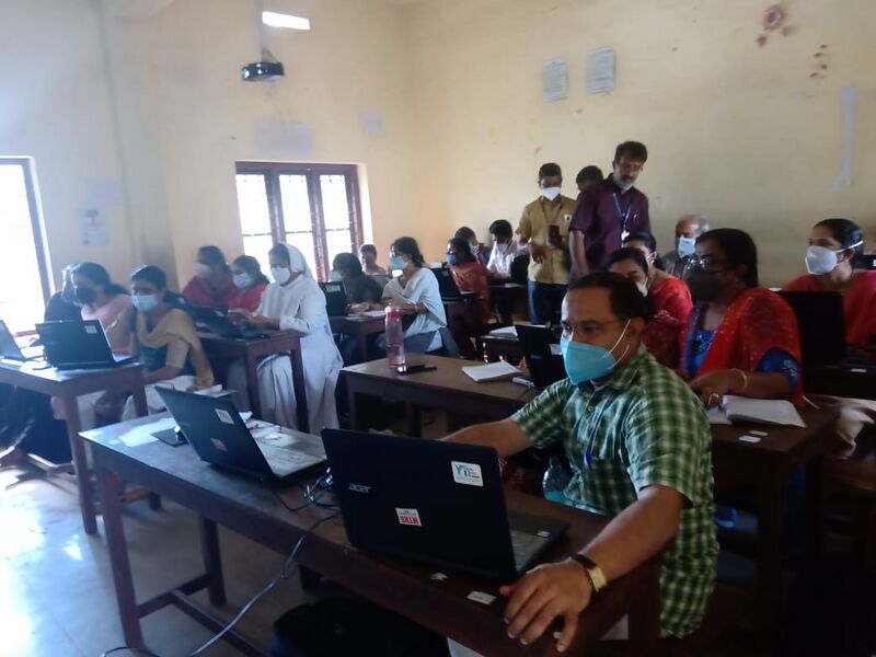 പ്രമാണം:34046 Gsuit2.jpeg