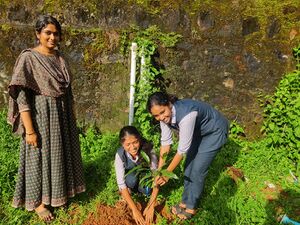 37001-LK-Poshan Maa-2.jpg