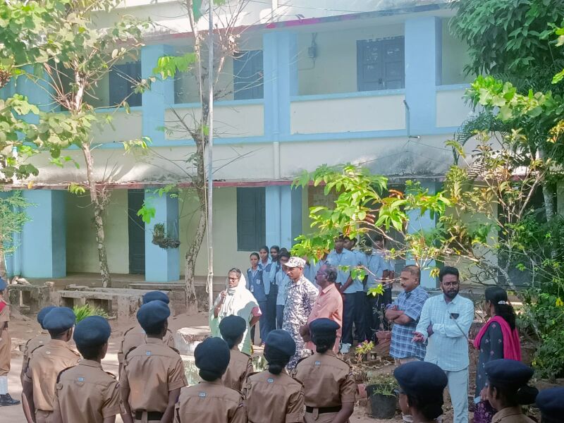 പ്രമാണം:42015-INDEPENDANCE DAY.jpg