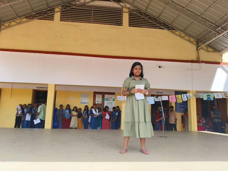 പ്രമാണം:44018 ed 4 25-26.jpg