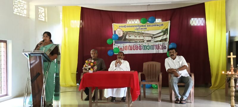 പ്രമാണം:47041 praveshanotsavam.jpg