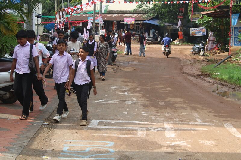 പ്രമാണം:47111-pravesanolsavam-3.jpg
