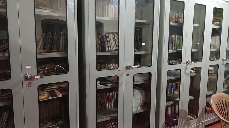 പ്രമാണം:48564 Library.jpg