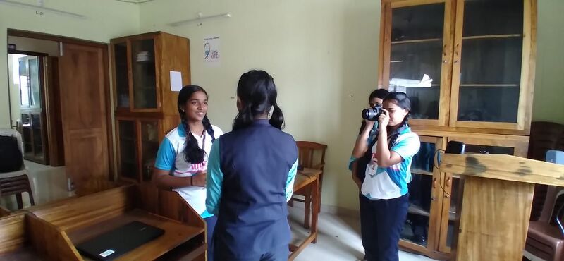 പ്രമാണം:Reels making001.jpg