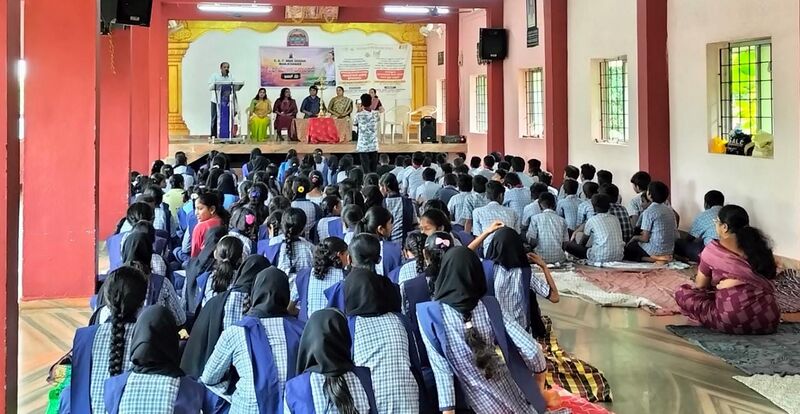 പ്രമാണം:11007 YOGA 2 23.jpeg