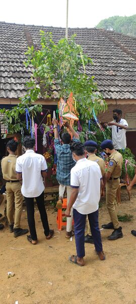 പ്രമാണം:15016 sp20.jpeg