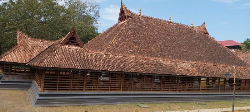 പ്രമാണം:15019 Sahithyasamskarikayathra 1.jpeg