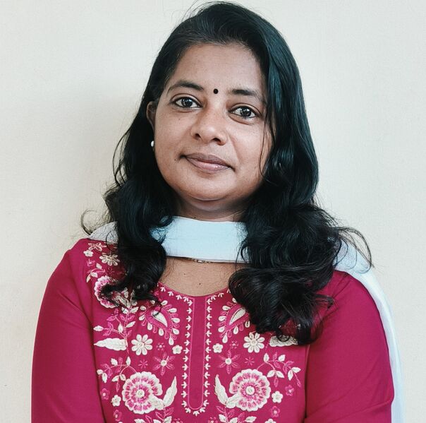 പ്രമാണം:15048 smitha.jpg