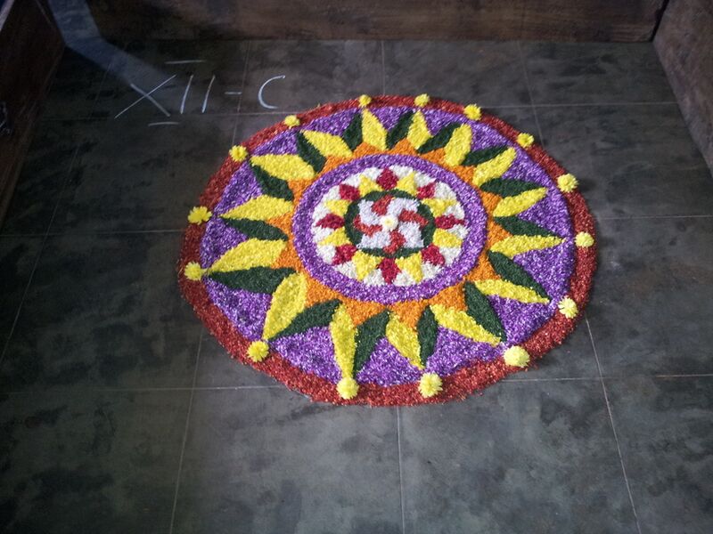 പ്രമാണം:19068 onam 2016 9.resized.jpg