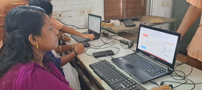 പ്രമാണം:36035 pc12.jpg